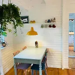 Casa de Férias Tiny House Lindebo Near By The