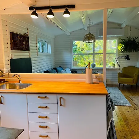 Tiny House Lindebo Near By The *
